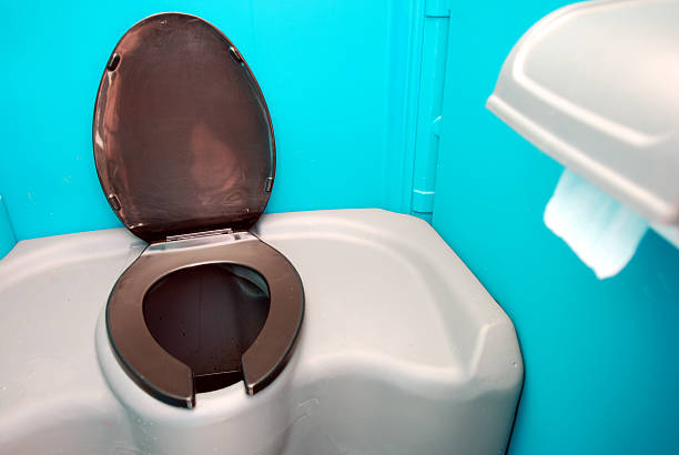 Best Emergency porta potty rental  in Shoreview, MN